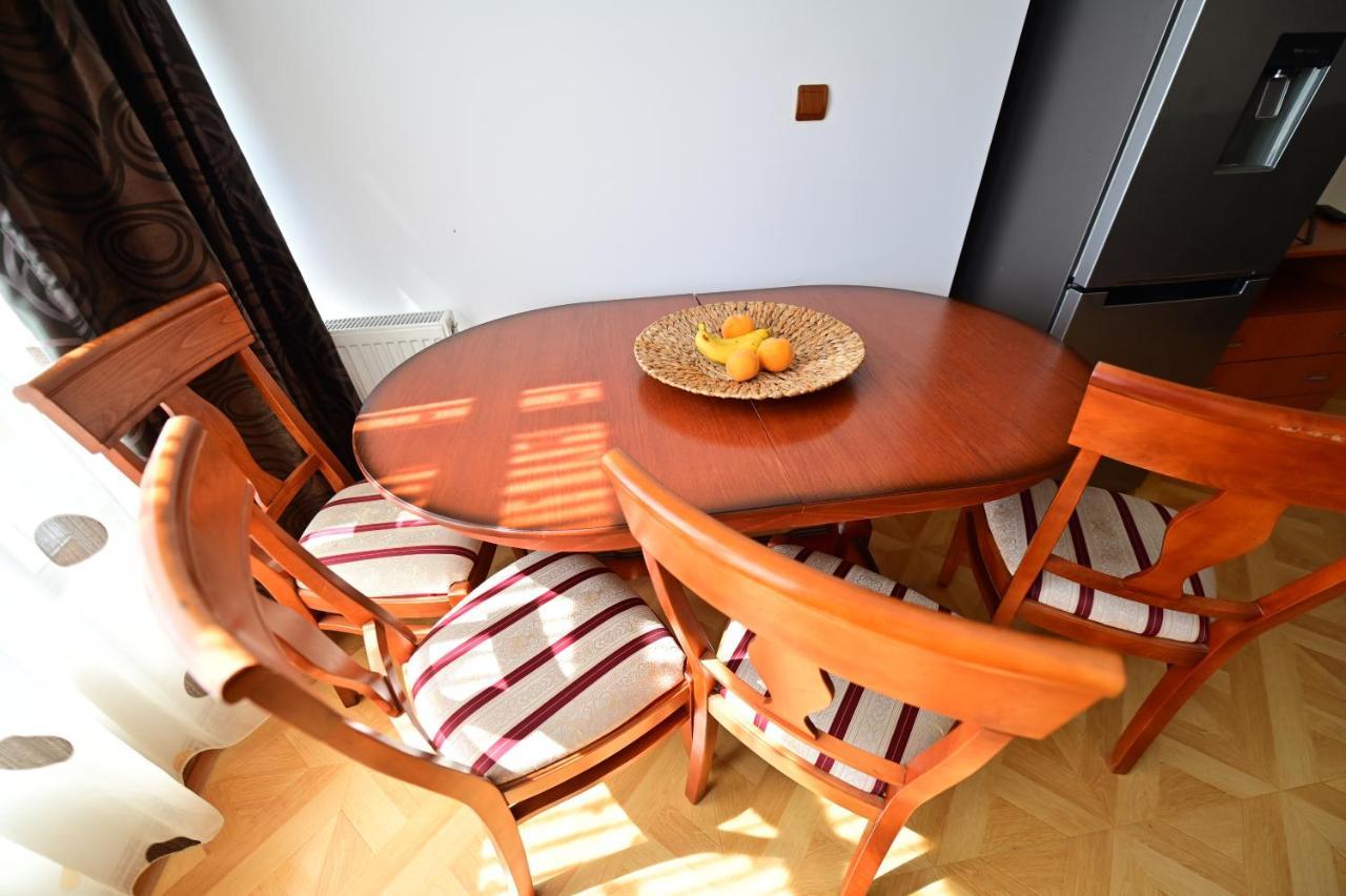 Vacation Apartment With Free Parking Sibiu Esterno foto