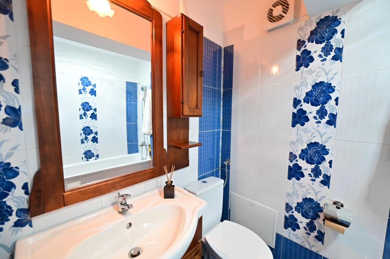 Vacation Apartment With Free Parking Sibiu Esterno foto